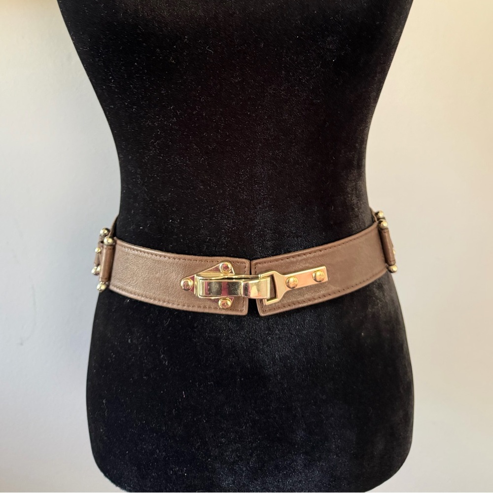 Elegant Tan Belt with Gold‎ Accents